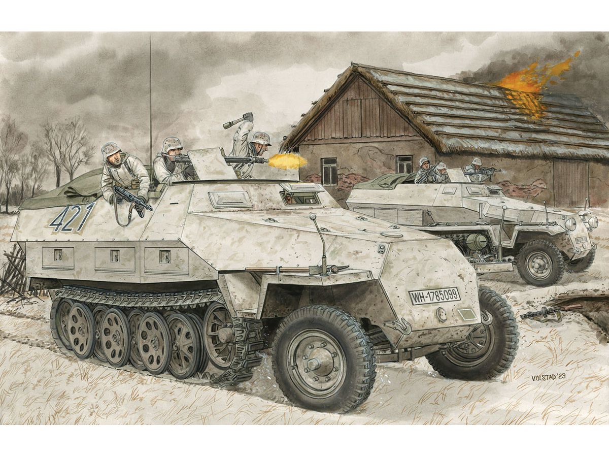 WW.II German Army Sd.Kfz.251 /1 Ausf.D Armored Personnel Carrier EZ Truck / Small Arms & Equipment Included