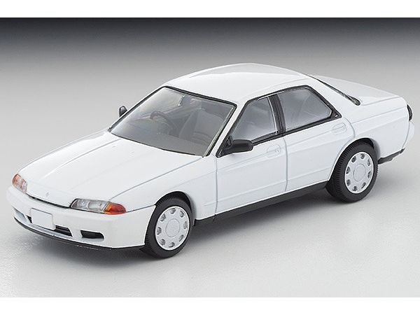 LV-N194d Nissan Skyline 4-door Sports Sedan GXi Type X (White) 1992 Model