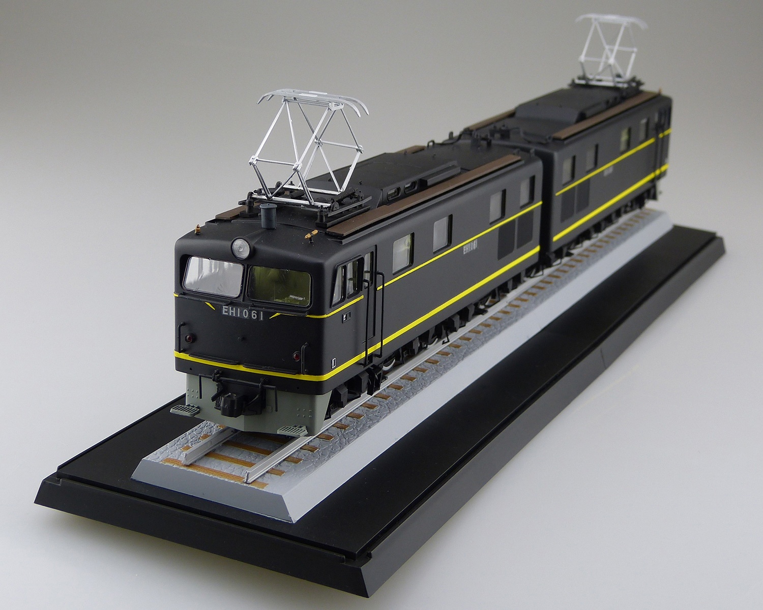 JNR DC Electric Locomotive EH10 | HLJ.com
