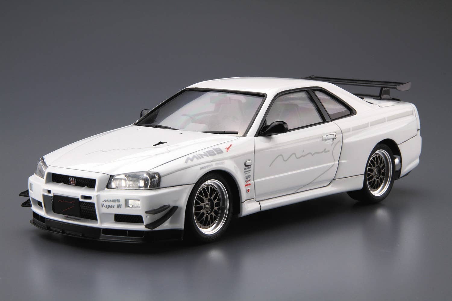たま Nissan Skyline GT-R Mine's (R34) Mine's Nissan R34 GT-R - DSPORT Magazine