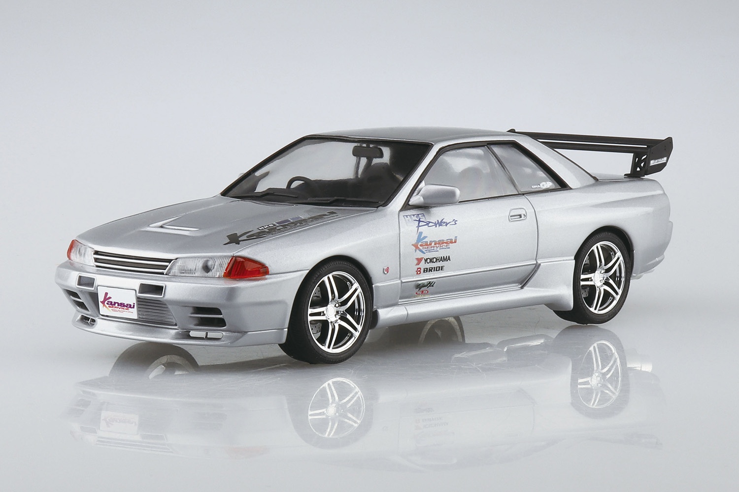 1/24 HKS Kansai BNR32 Skyline GT-R '90 (Nissan)