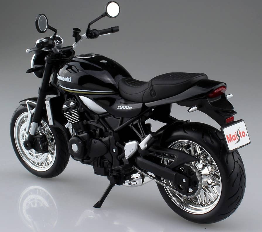 Kawasaki Z900RS Metallic Spark Black | HLJ.com