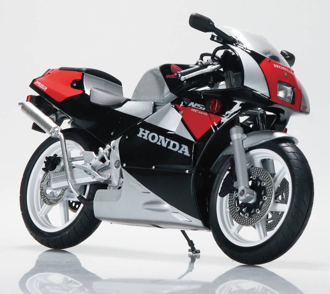 Honda NSR250R '89 BLACK x SEED SILVER METALLIC | HLJ.com