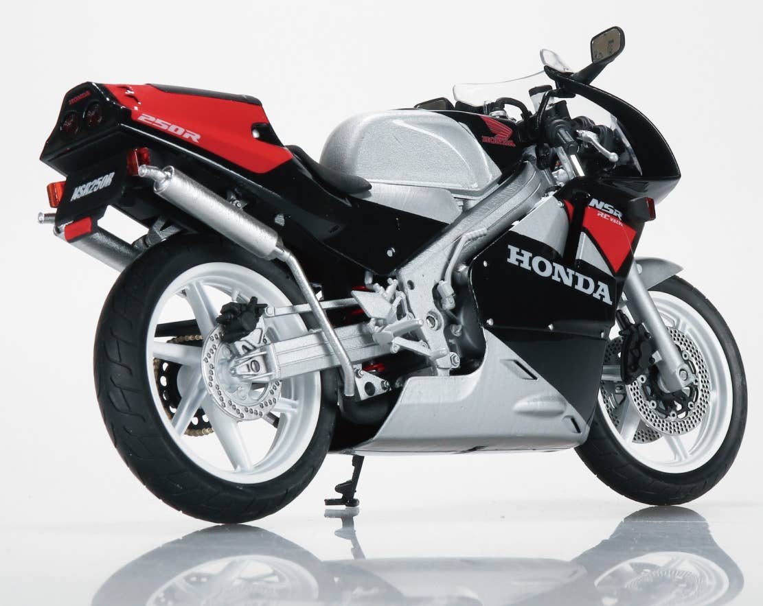 Honda NSR250R '89 BLACK x SEED SILVER METALLIC | HLJ.com