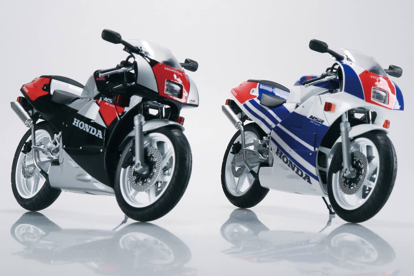 Honda NSR250R '89 BLACK x SEED SILVER METALLIC | HLJ.com