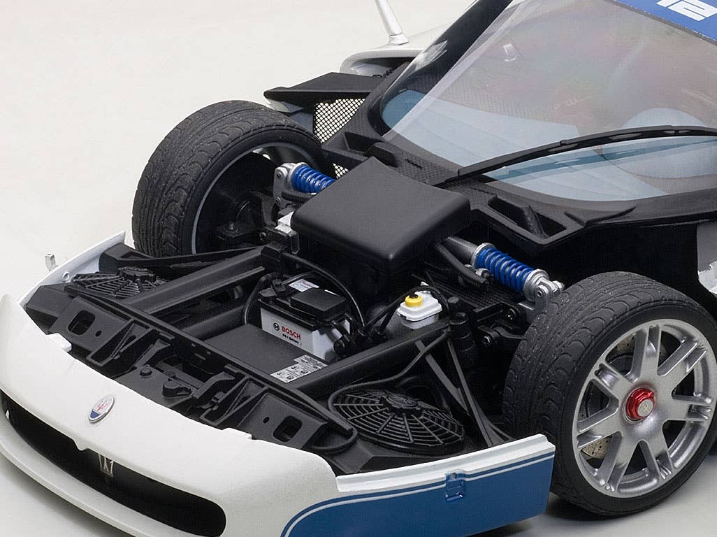 Maserati MC12 (Pearl White/ Blue) | HLJ.com