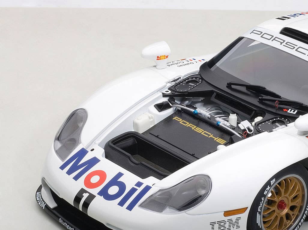 1:18 Maisto Porsche 911 GT1 Unboxing and Review! - YouTube
