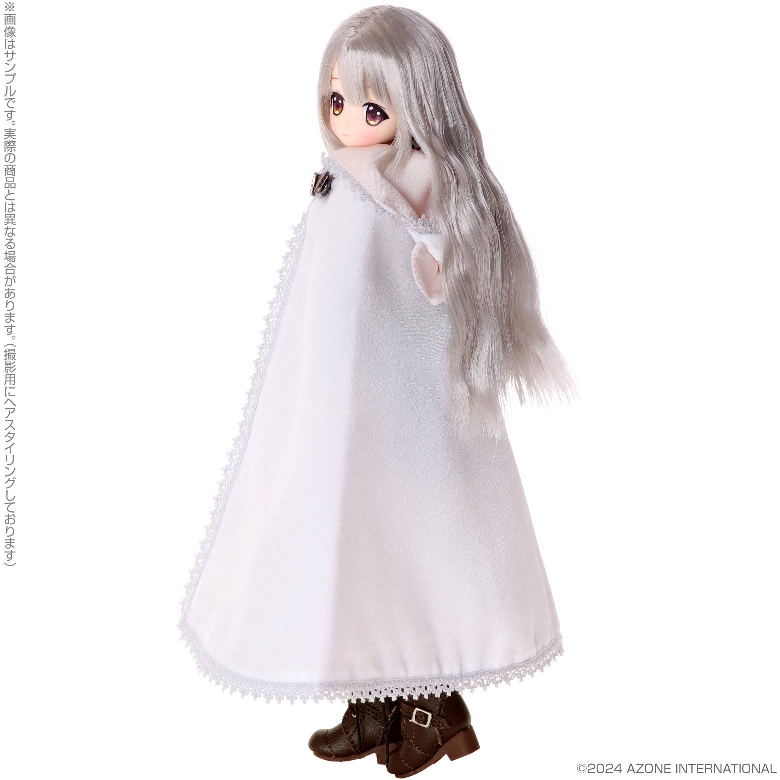 Alvastaria Tiea -Snow White Cat And The Wolf Of The Winter Forest