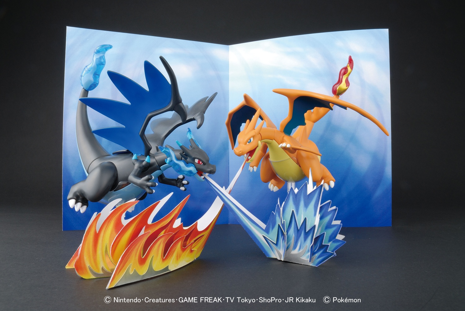 Pokemon Plamo Collection Mega Charizard X VS Mega Charizard Y