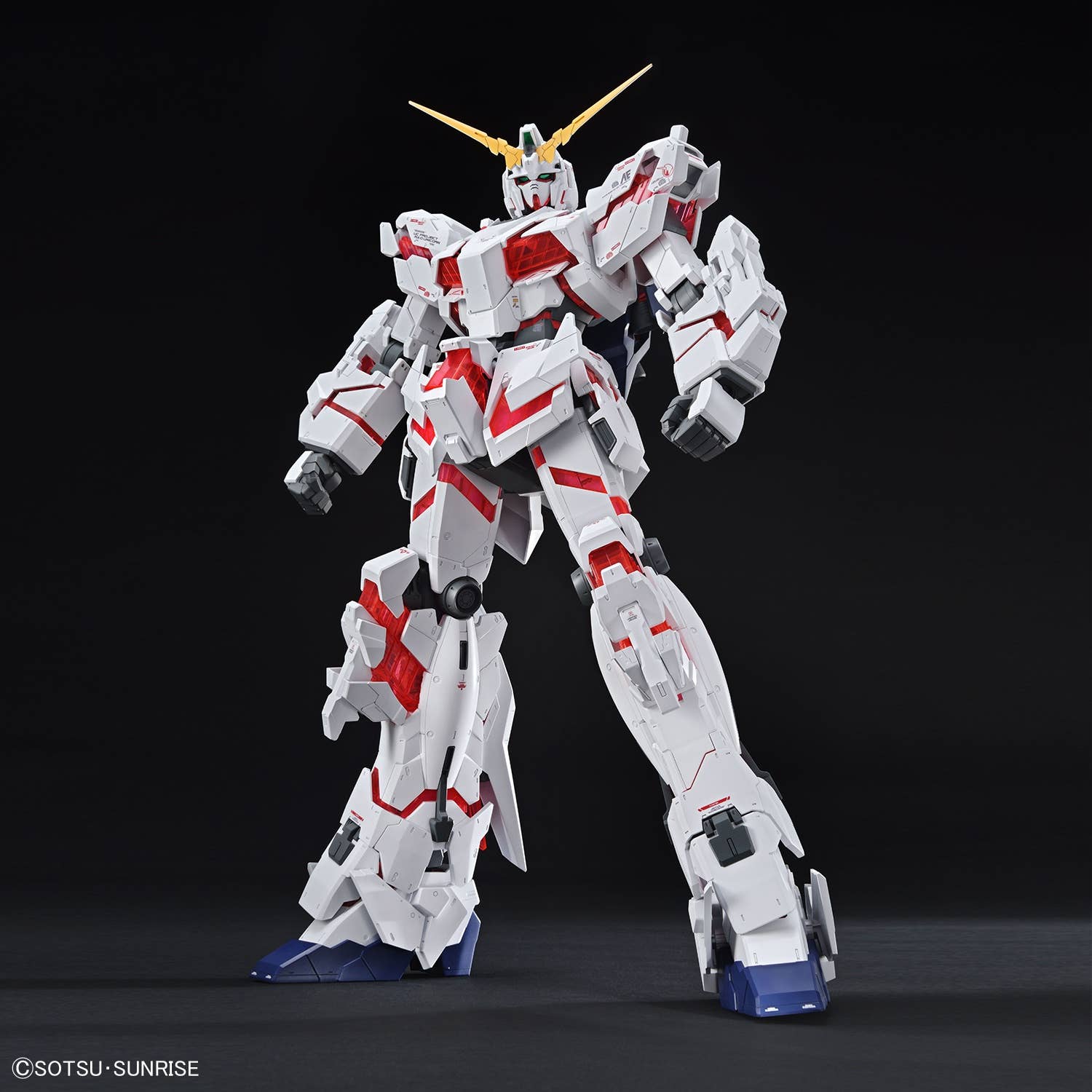 Bandai Hobby Mega Size 1/48 Unicorn Gundam (Destroy Mode) Model Kit – Japan Import, Science Fiction, UPC 4573102579867