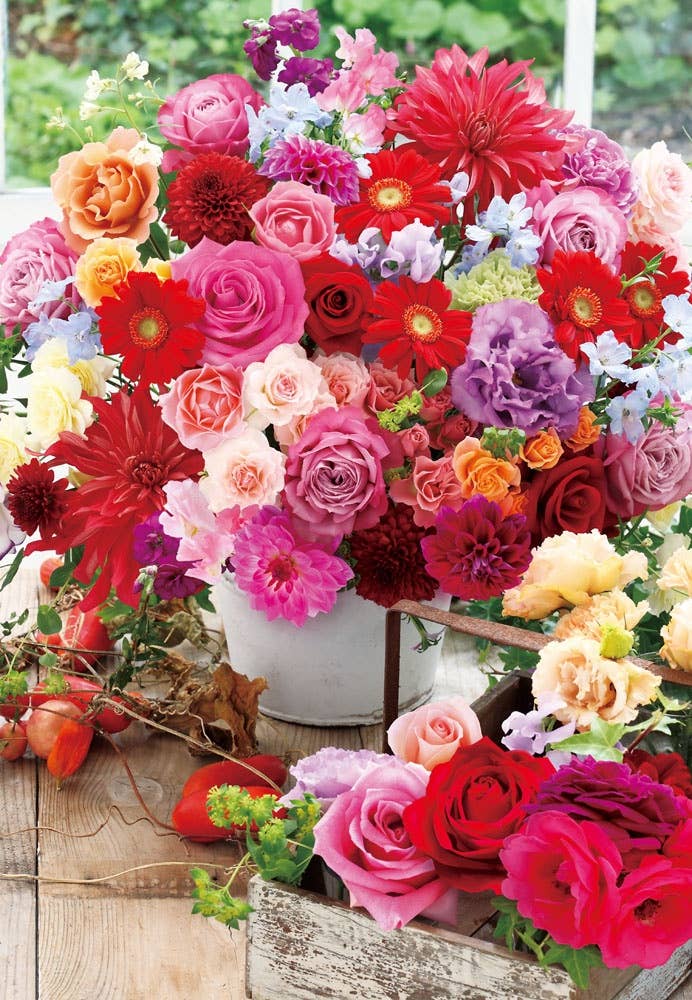 Smiling Elegant Roses 300pcs 38 x 26cm | HLJ.com