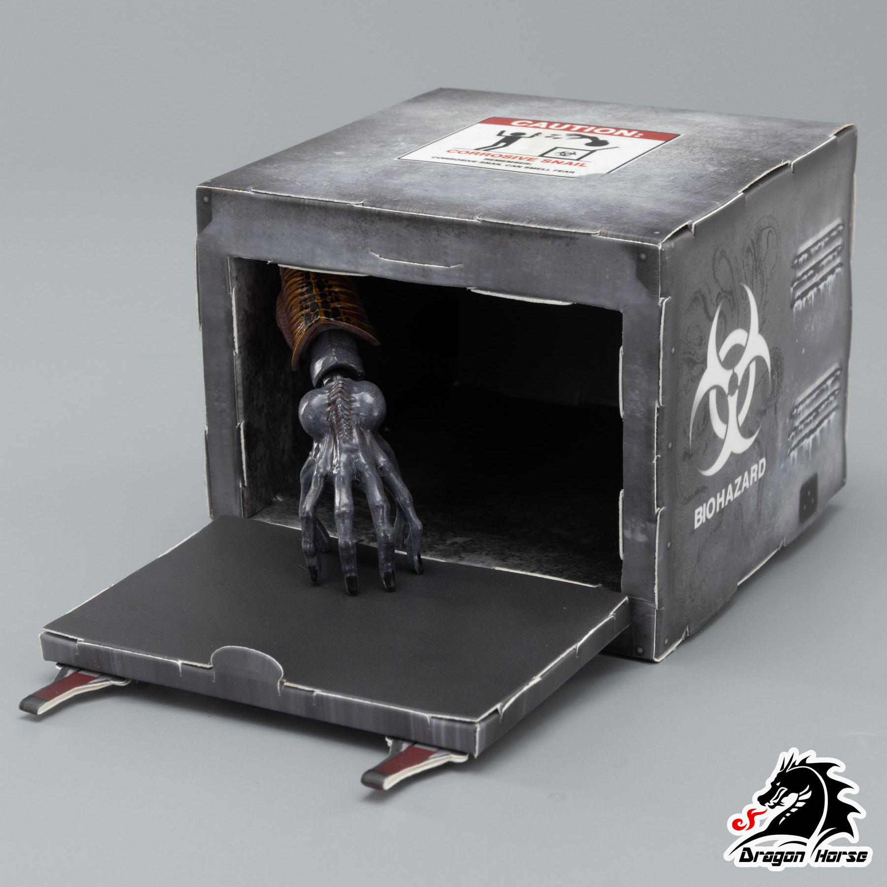 NEW PRODUCT: Dragon Horse DH-S003 SCP Foundation Series Class-D Personnel ( SCP-181 “Lucky”) 1/12 scale action figure