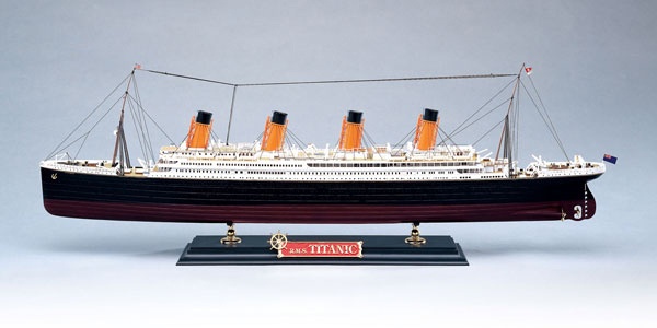 Big Scale RMS Titanic | HLJ.com