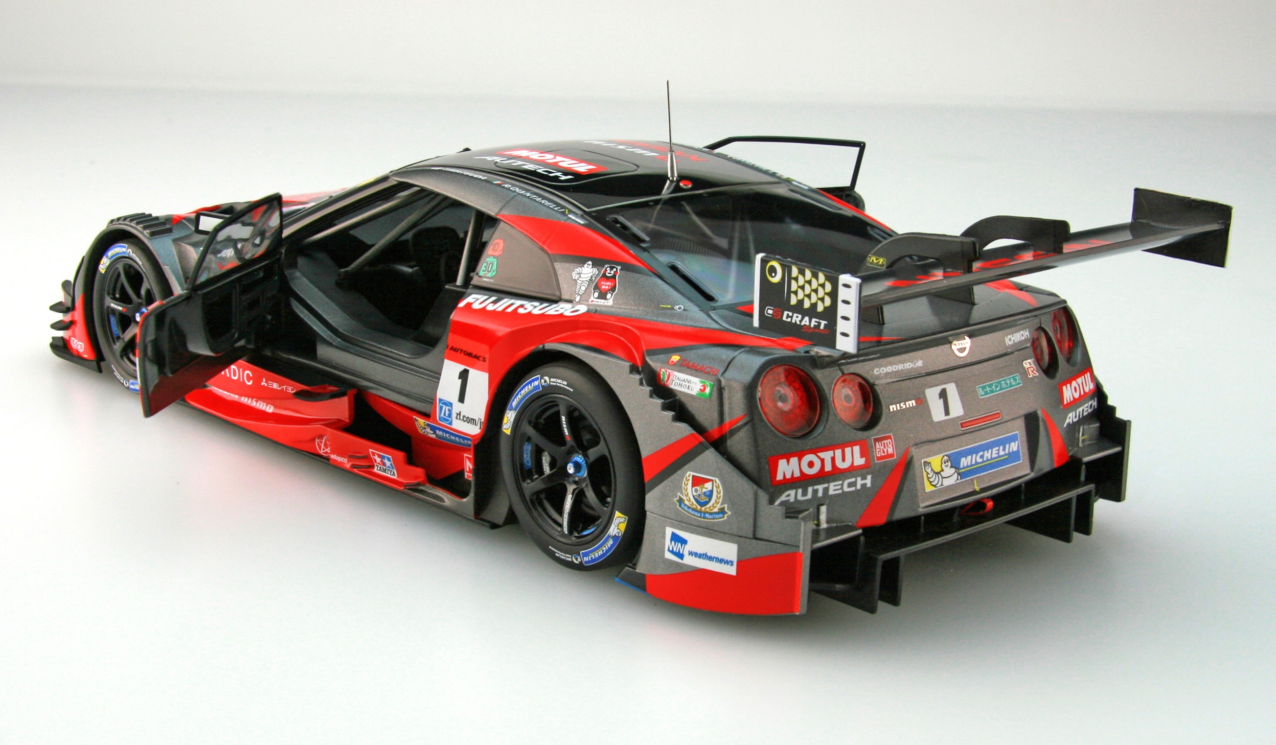 1/18 Motul Autech GT-R Super GT GT500 2016 Rd.2 Fuji Winner