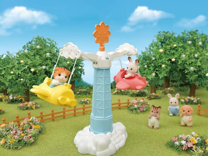Sylvanian Families Cute Airplane Swing Set