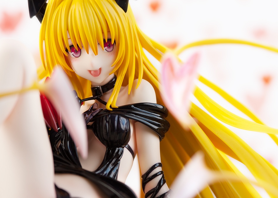 To Love-Ru Darkness Golden Darkness (PVC Figure) - HobbySearch PVC