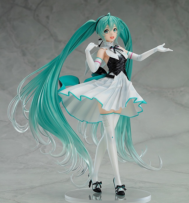 Character Vocal Series 01: Hatsune Miku Symphony 2019 Ver. PVC | HLJ.com