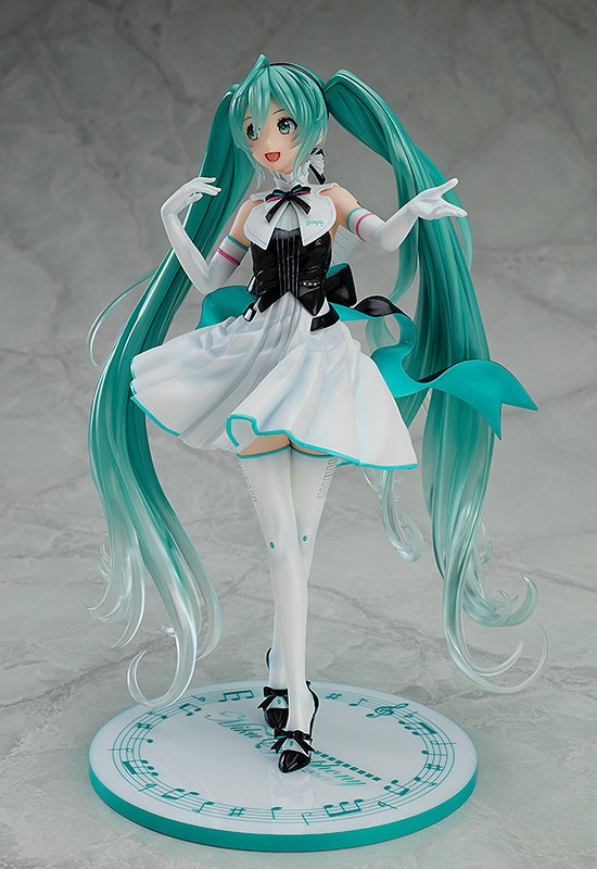 Character Vocal Series 01: Hatsune Miku Symphony 2019 Ver. PVC | HLJ.com