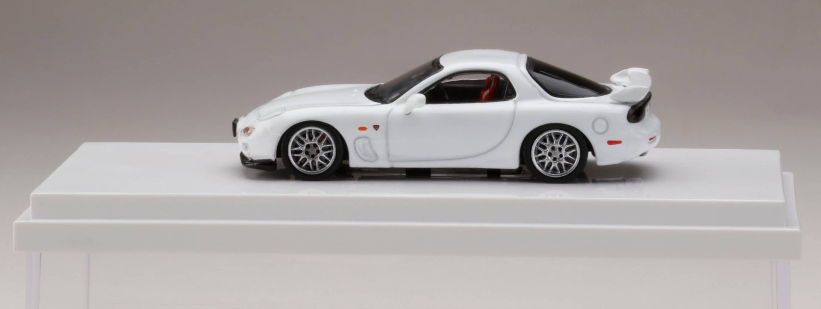 Mazda RX-7 (FD3S) Spirit R Type A Pure White | HLJ.com