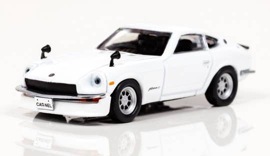 フェアレディZ S30 Custom Ver. 1/64 Nissan Fairlady Z S30 Custom Version White | HLJ.com