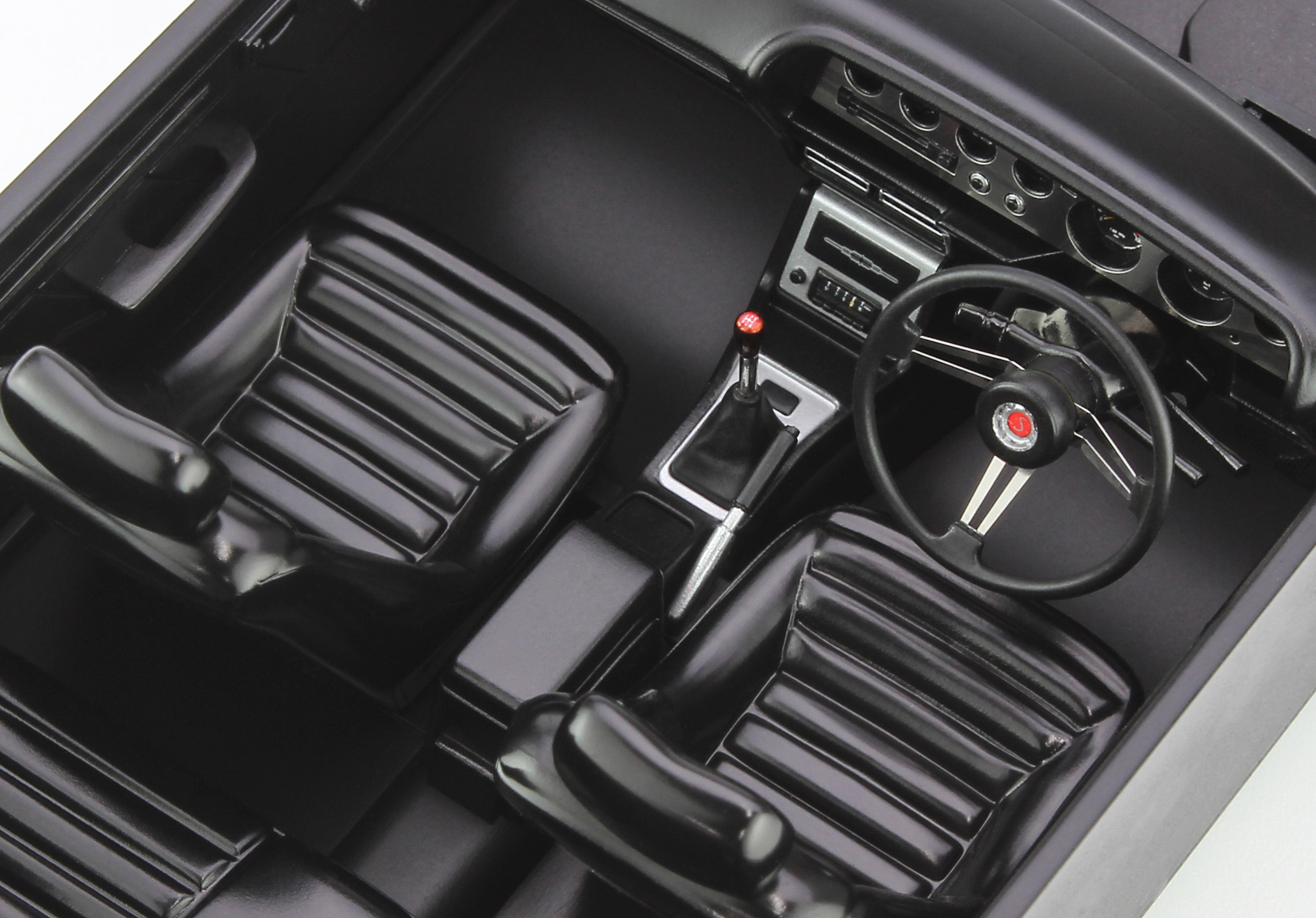 Hasegawa 1/24 Nissan Skyline 2000GT-R (KPGC110) ''Detail Up Ver.'' Plastic  Model