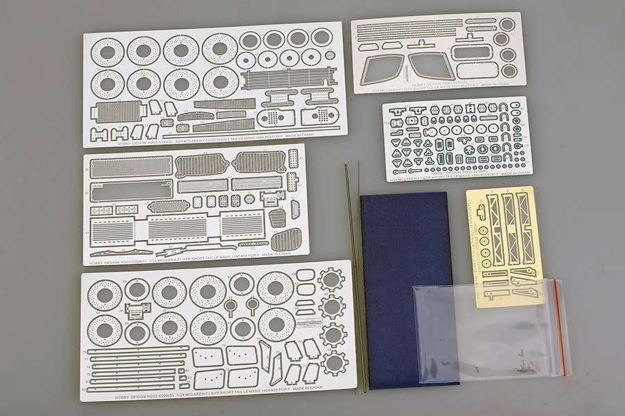 FUJIMI 1/24 McLaren F1 GTR Short Tail – Kit Maquette + Set Détaillage