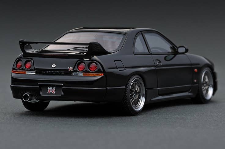 Nissan Skyline GT-R R33 V-spec Black | HLJ.com