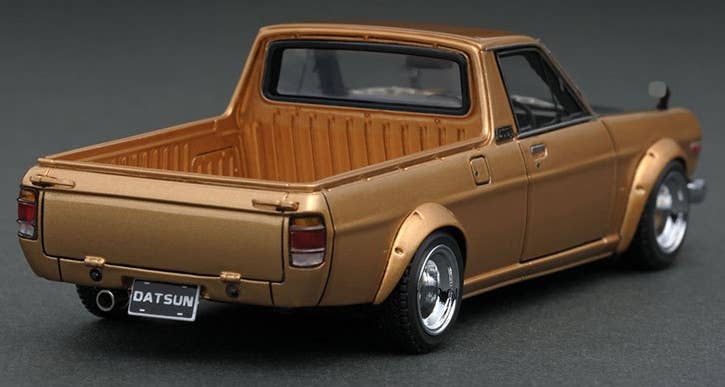 Nissan Hakotora Long Gold | HLJ.com