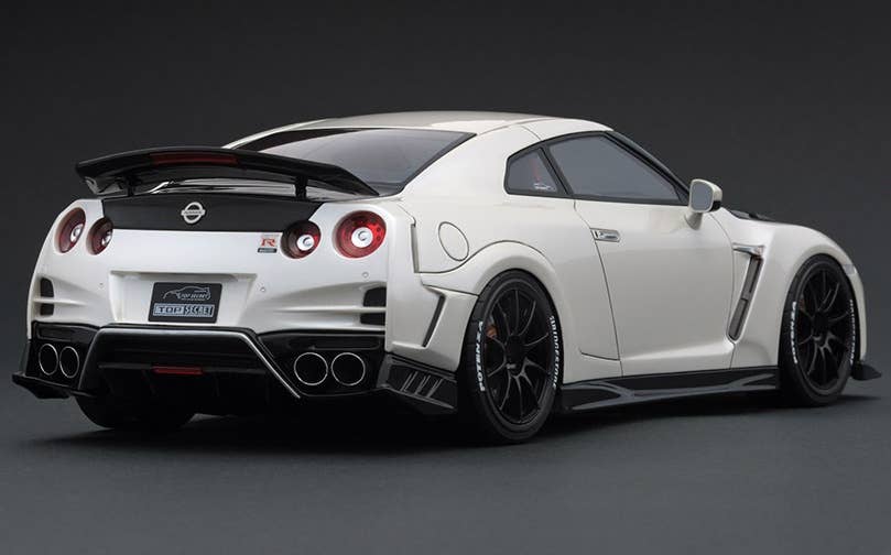 Top Secret GT-R R35 White Pearl | HLJ.com
