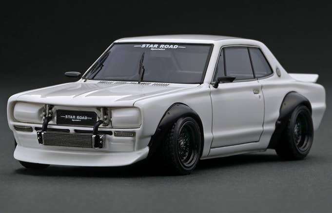 ミニカー 1/43Nissan SKYLINE 2000GT-R(KPGC10)White Ignition Model 1:43 Nissan Skyline 2000 GT-R (KPGC10) White
