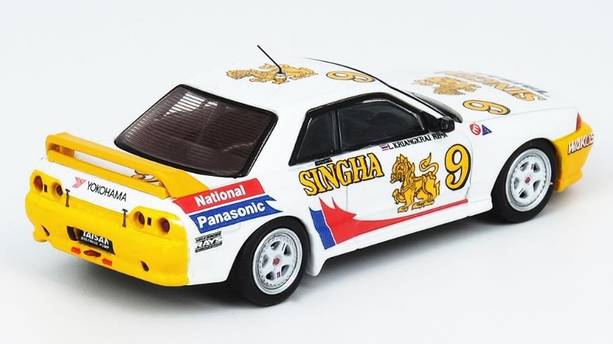 Inno64 Nissan Skyline GT-R R32 #9 Singha National Panasonic