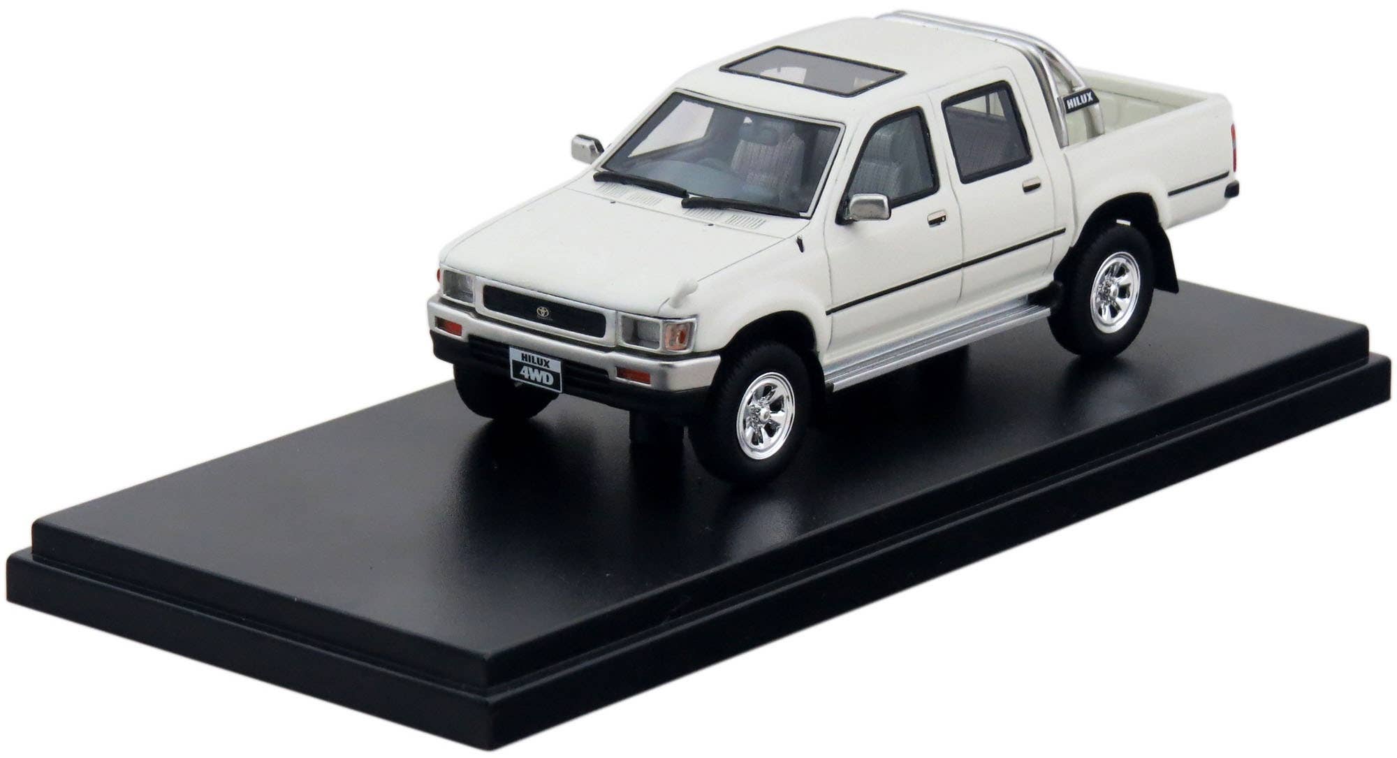 Toyota Hilux 4WD Pick Up SSR-X 1992 White | HLJ.com