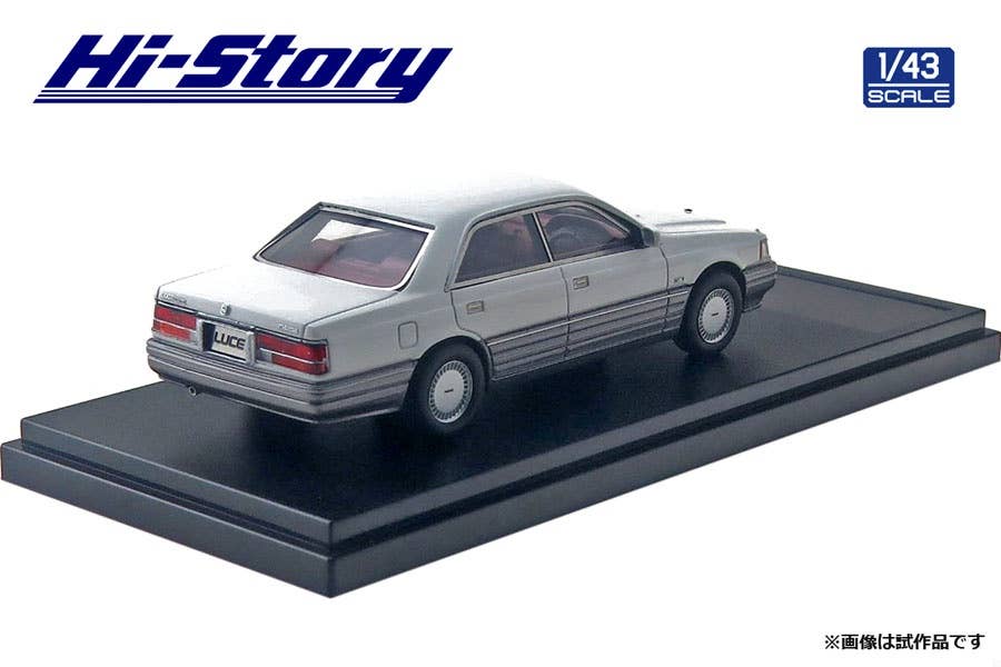 MAZDA　Luce 1/20スケール 4ドアハードトップ △買取品△ バンダイ 1/20 マツダ・ルーチェ4ドアハードトップ
