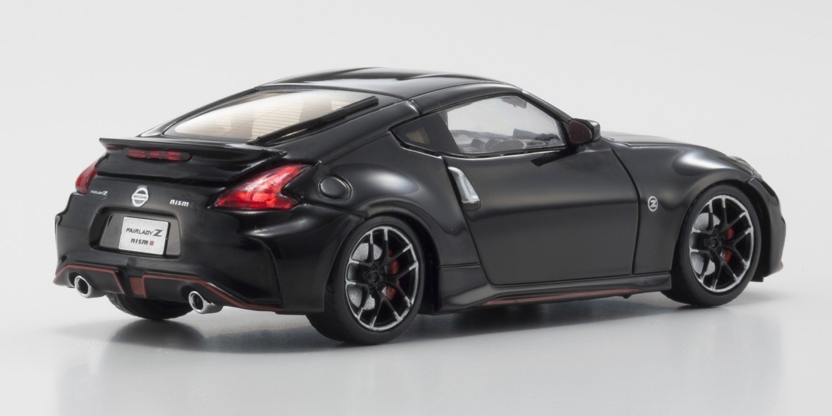 日産オンラインショップ：BASIC トラックトップ ブラック