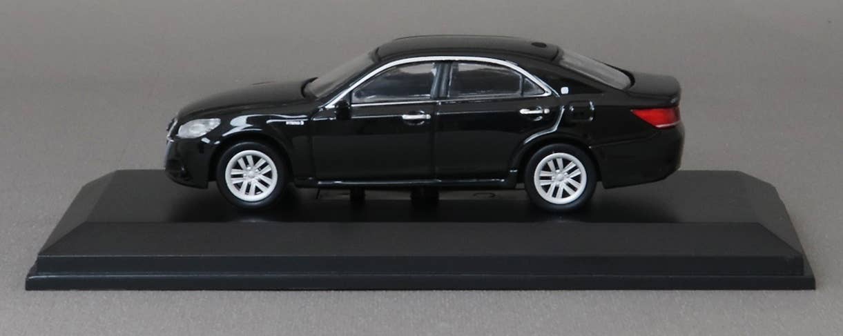 Toyota Crown (Black) (Miyazawa Limited) | HLJ.com