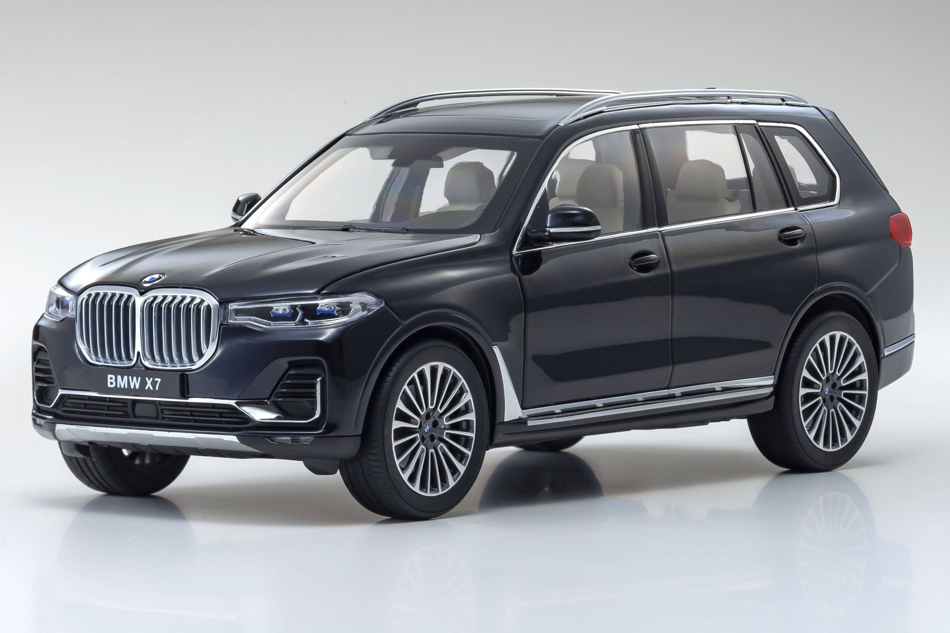 BMW X7 (G07) (Carbon Black) | HLJ.com