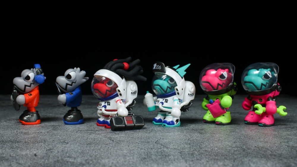 WAZZUP BABY x CASC SPACE 206 Series Trading Figure: 1Box (6pcs