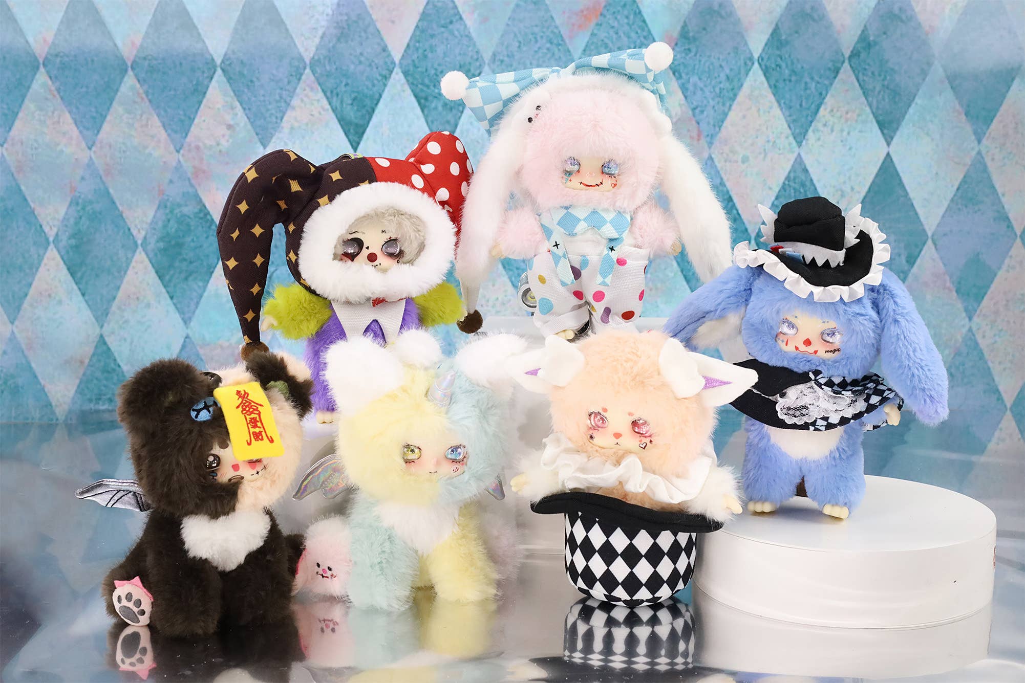 ラッキーちゃん LOKIKI Fictional Paradise Series Trading Plush 1Box 6pcs | HLJ.com