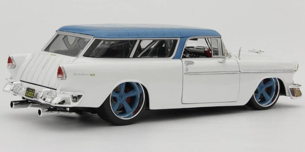 ミニカー Maisto 1955 Chevrolet Nomad 1/18 Amazon.com: 1: 18 Design 1955 Chevrolet Nomad (Colors May