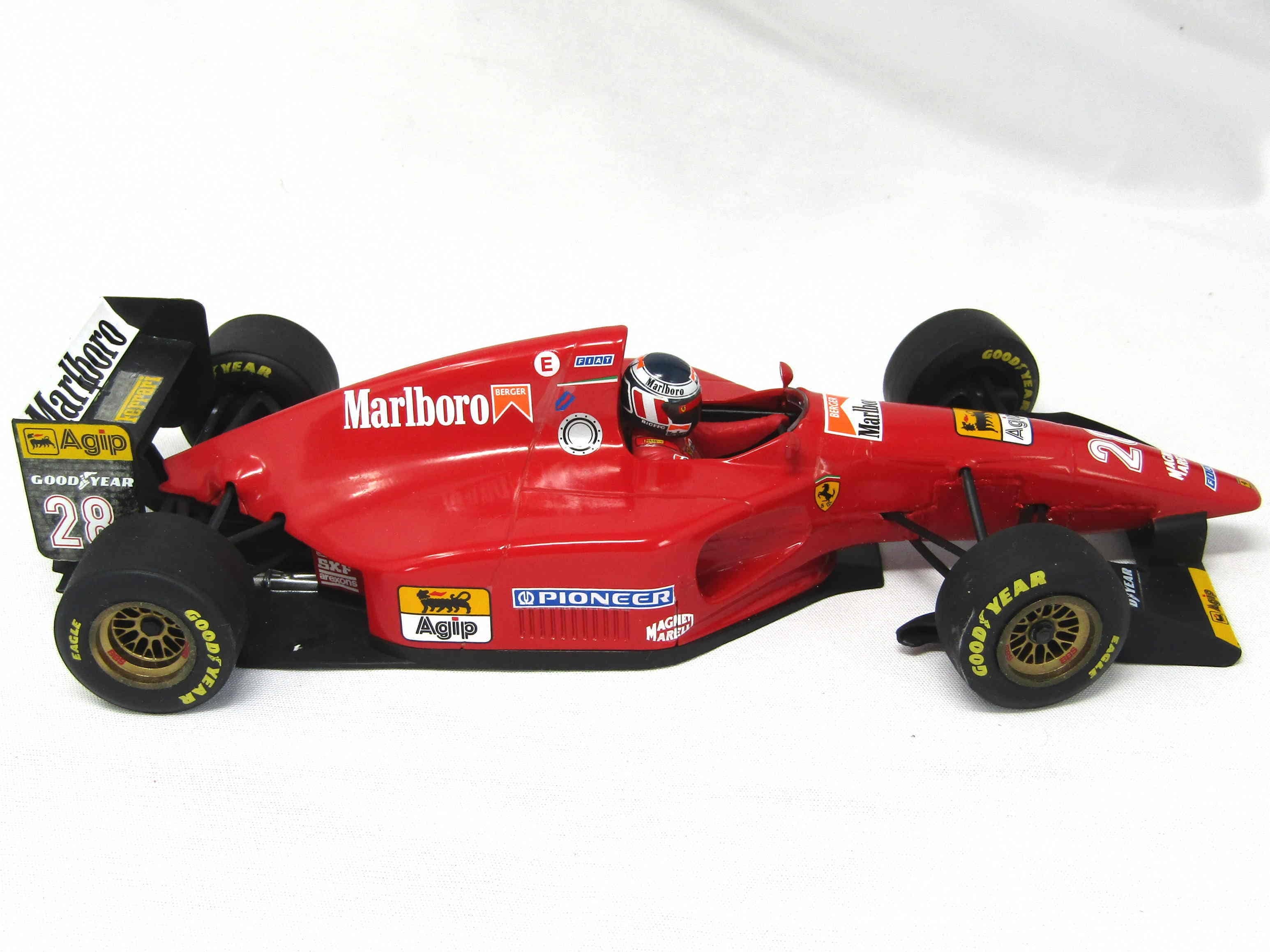 Ferrari 412 T1 Tobacco Logo Decal (for Minichamps) | HLJ.com