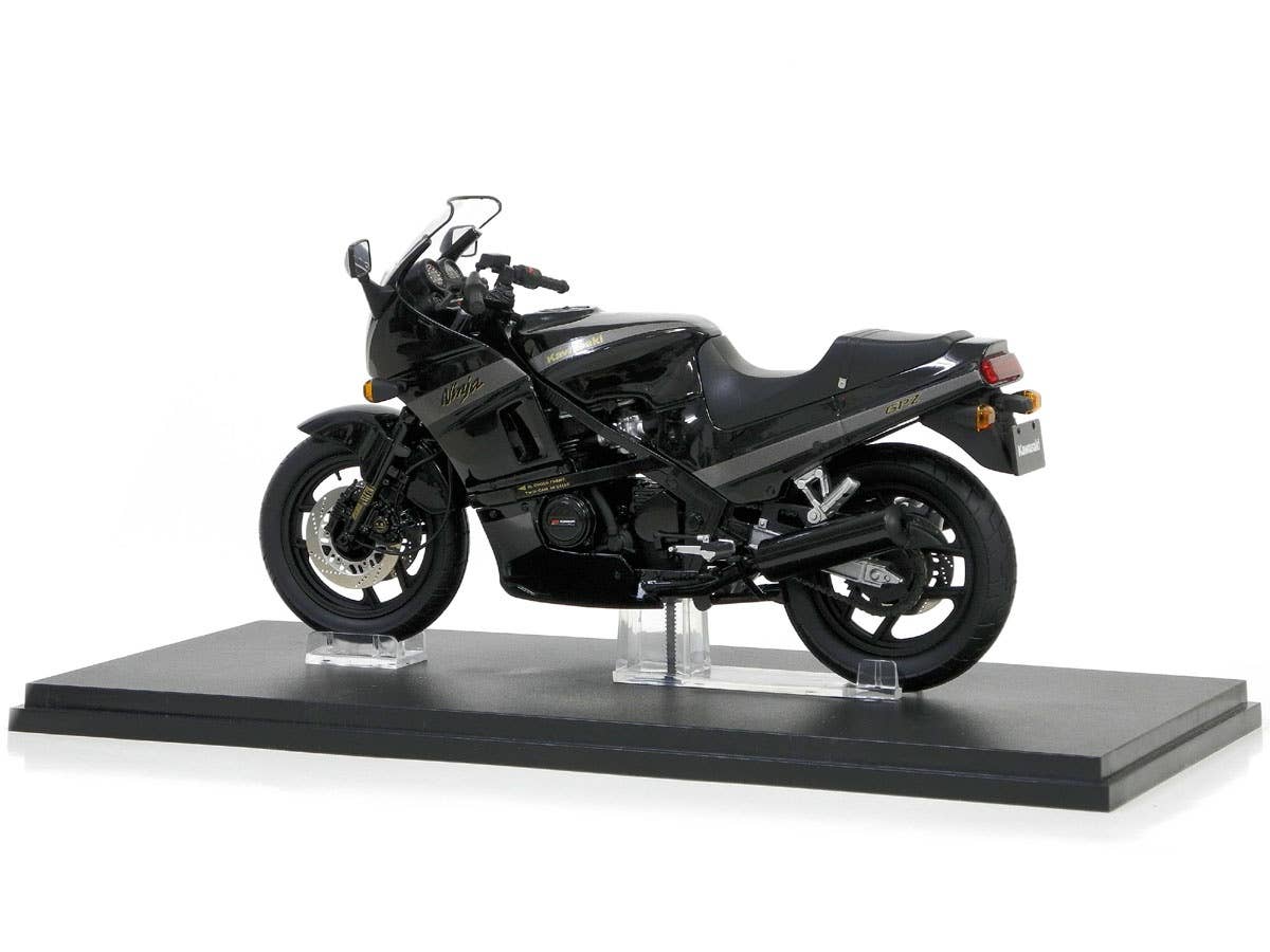 Kawasaki GPZ400R Black/ Gray | HLJ.com