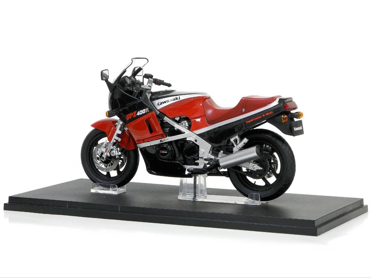 Kawasaki GPZ400R Black/ Red | HLJ.com