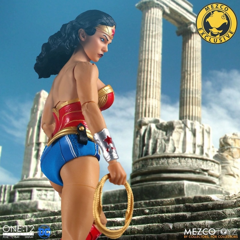 One:12 Collective Wonder Woman