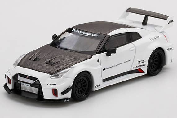 LB-Silhouette WORKS GT Nissan 35GT-RR Version 1 White (Left-Hand
