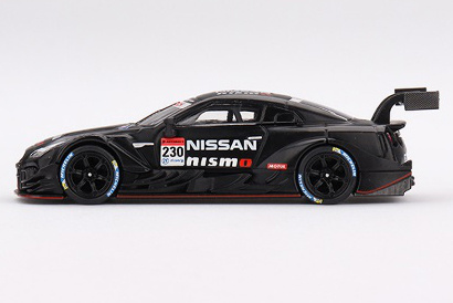 直筆サイン入り】日産 SUPER GT 500 NISMO MODEL CAR