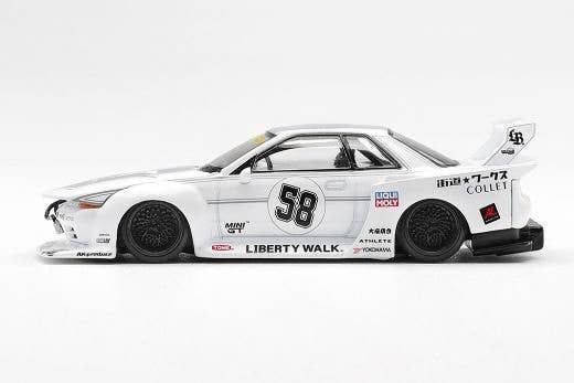 LBWK Nissan SKYLINE GT-R32 Kaido Works Tokyo Auto Salon 2025 (Right ...