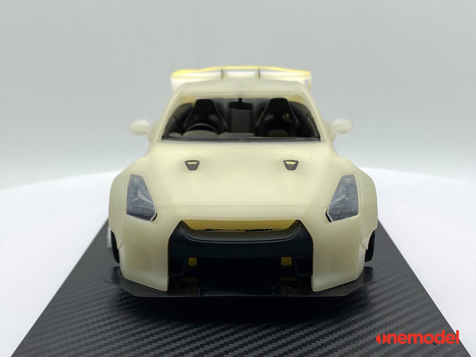 LB-WORKS Nissan GT-R R35 GT Wing Kit Set | HLJ.com