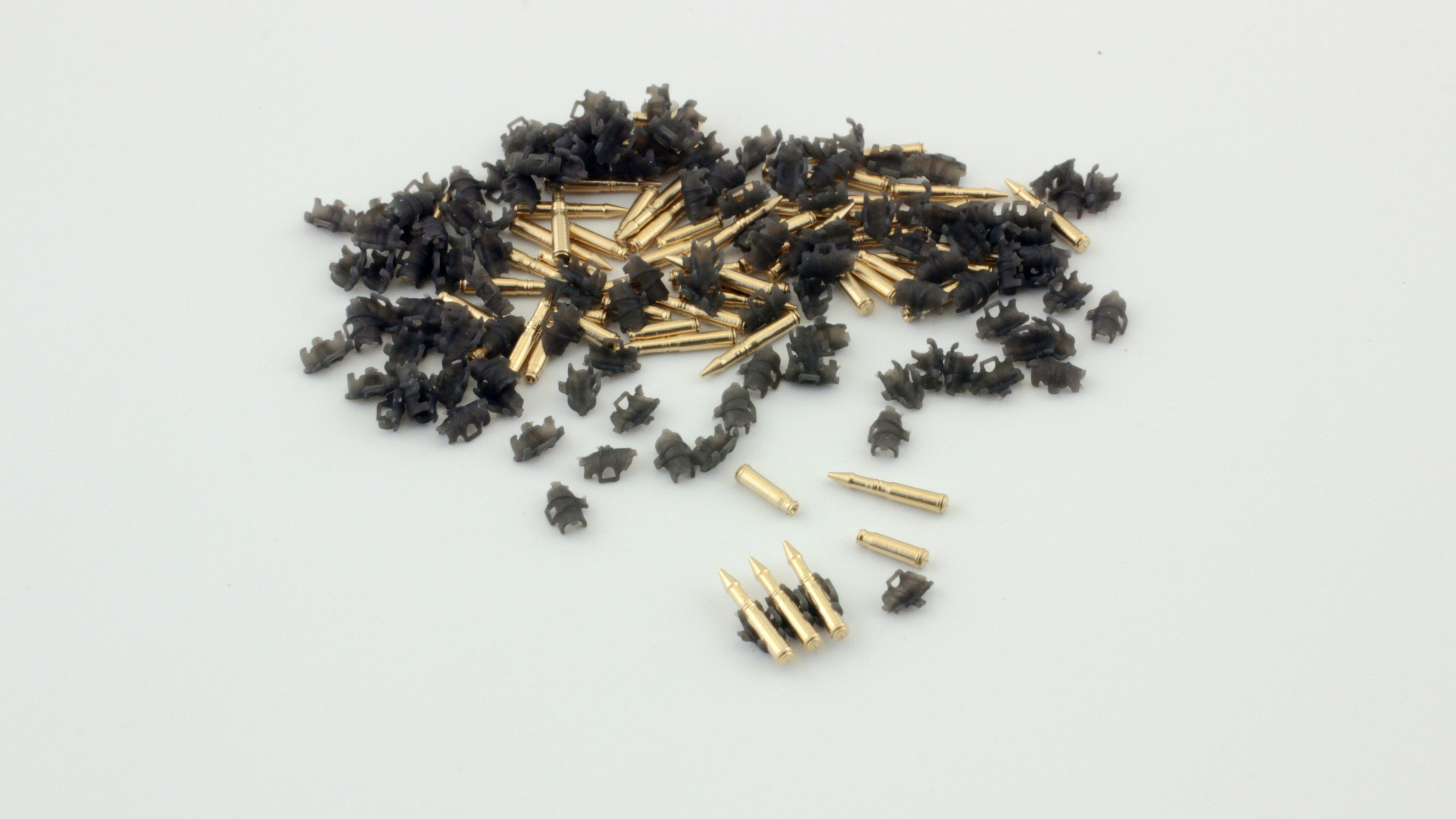 Soviet/Russia 30mm ammunition & casing | HLJ.com