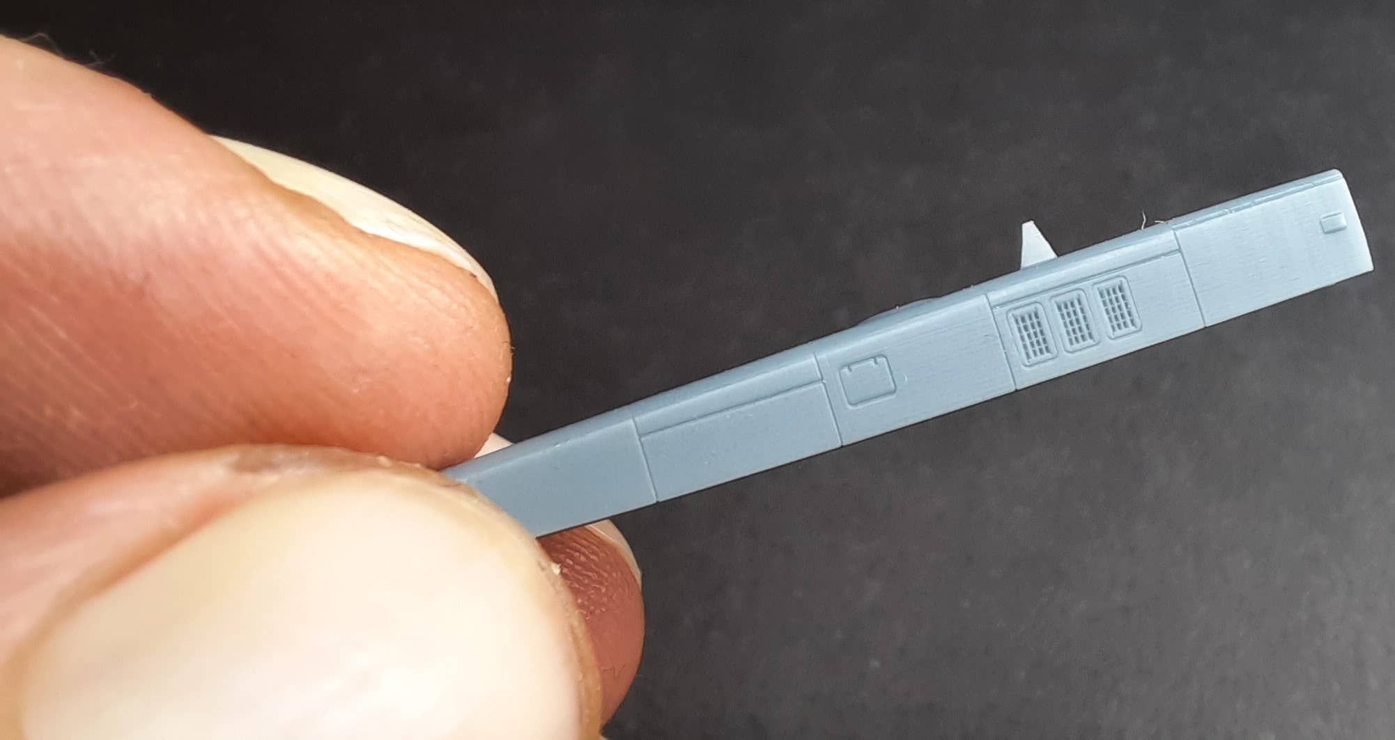 F16 dorsal spine, Israeli version, for Trumpeter