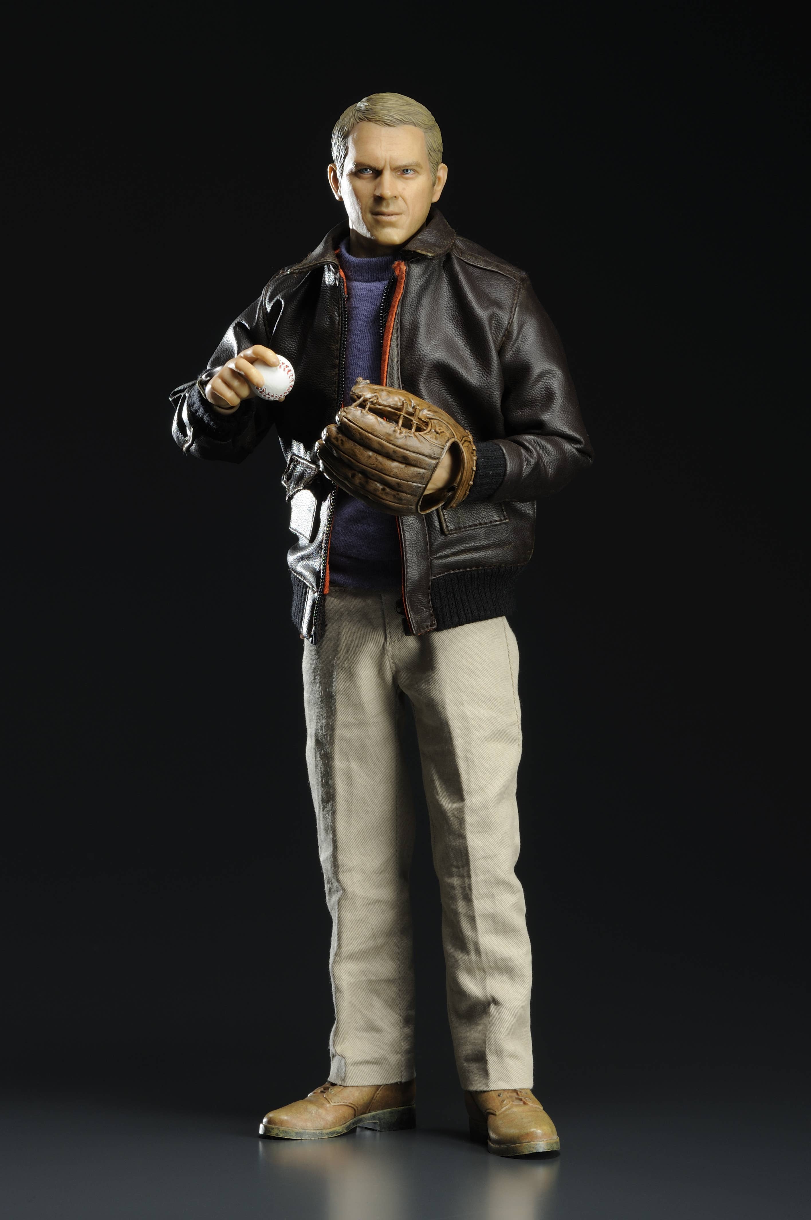 The Great Escape: Steve McQueen Collectable Action Figure | HLJ.com